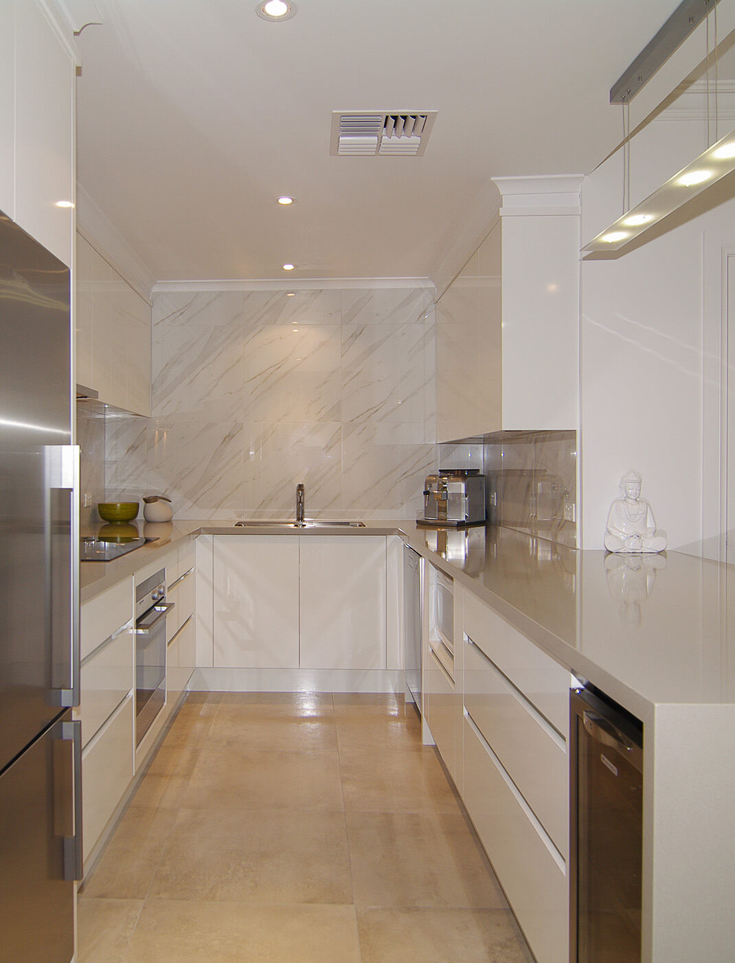 sleek clean, modern lines in this newly renovated kitchen